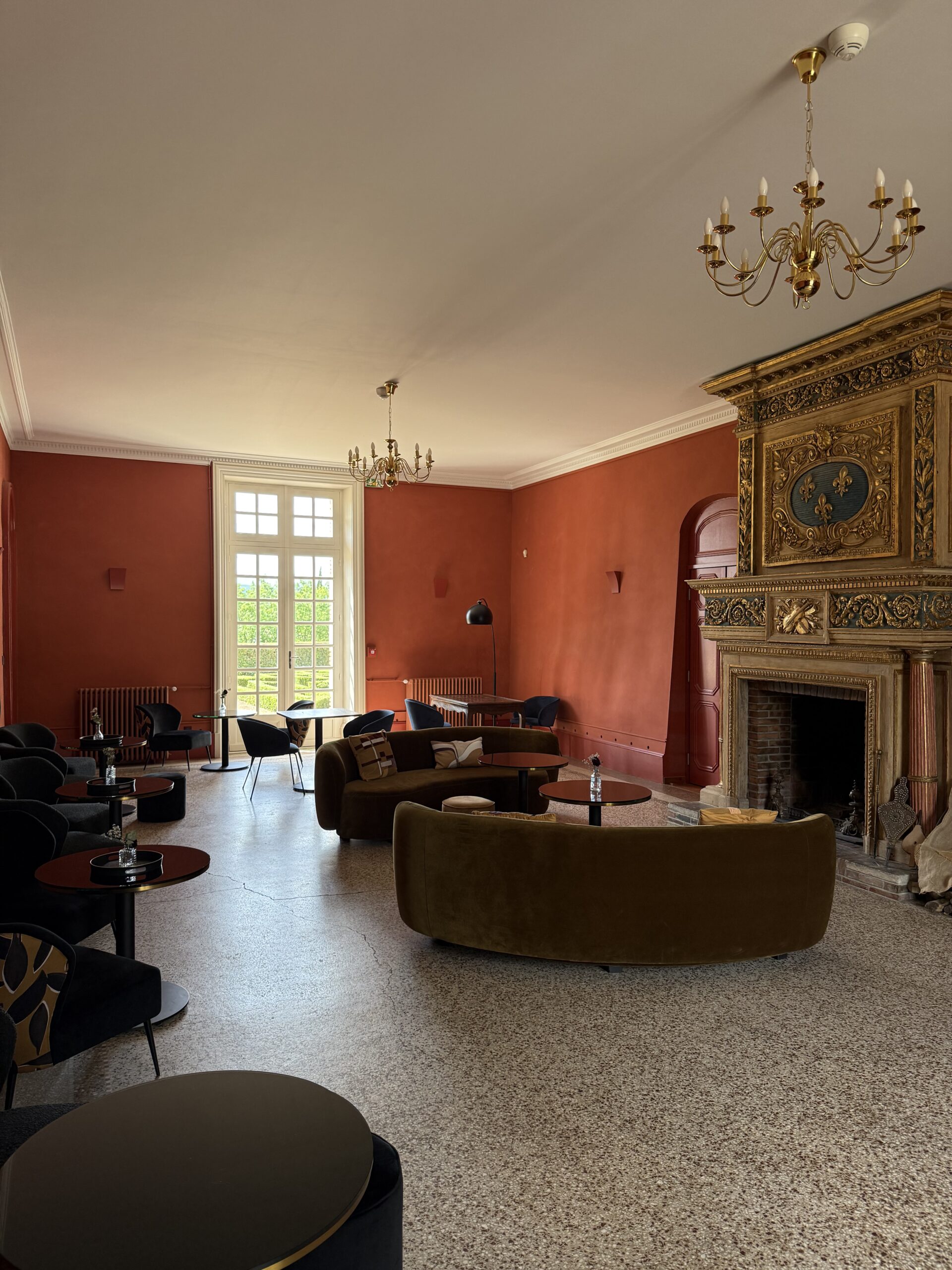 Lounge Cheminée